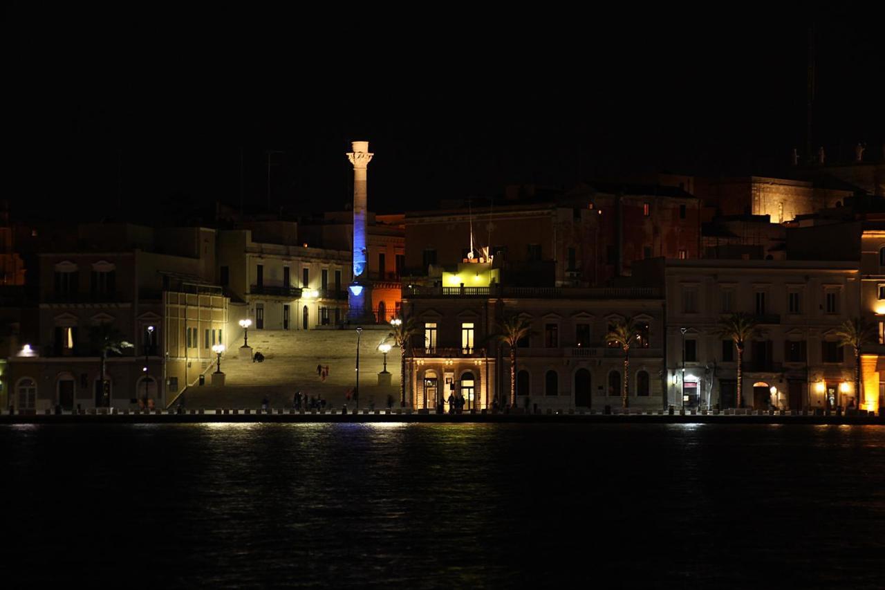 Palazzo Pinto B&B Bríndisi Exterior foto
