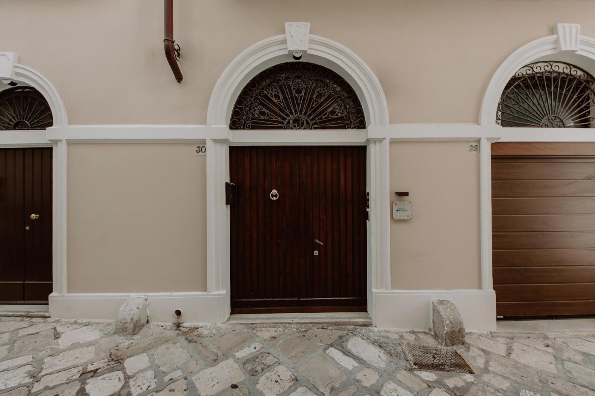 Palazzo Pinto B&B Bríndisi Exterior foto